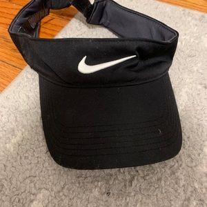 Women’s Nike visor